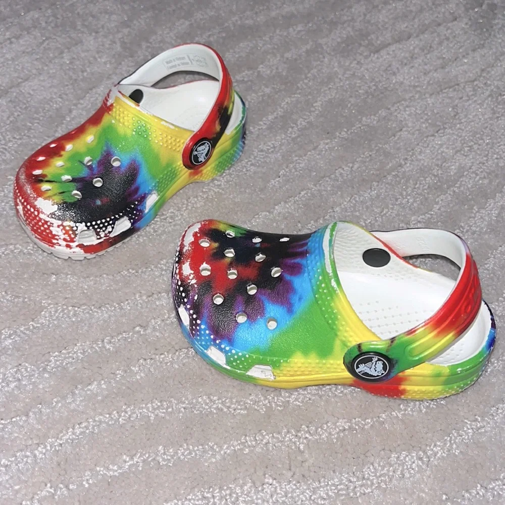 CROCS pre owned